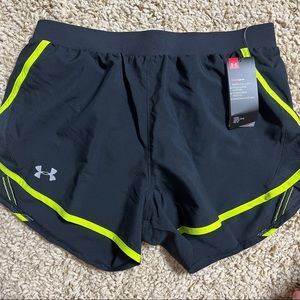 💫 NWT Under Armour Womens Fly By 2.0 running shorts Size Md 8/10